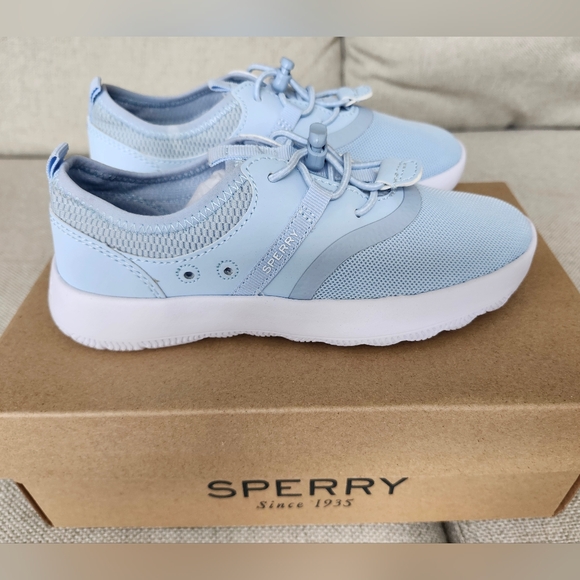 Sperry Coastal Break Blue Sneaker - Girls Size 13 - Picture 2 of 7